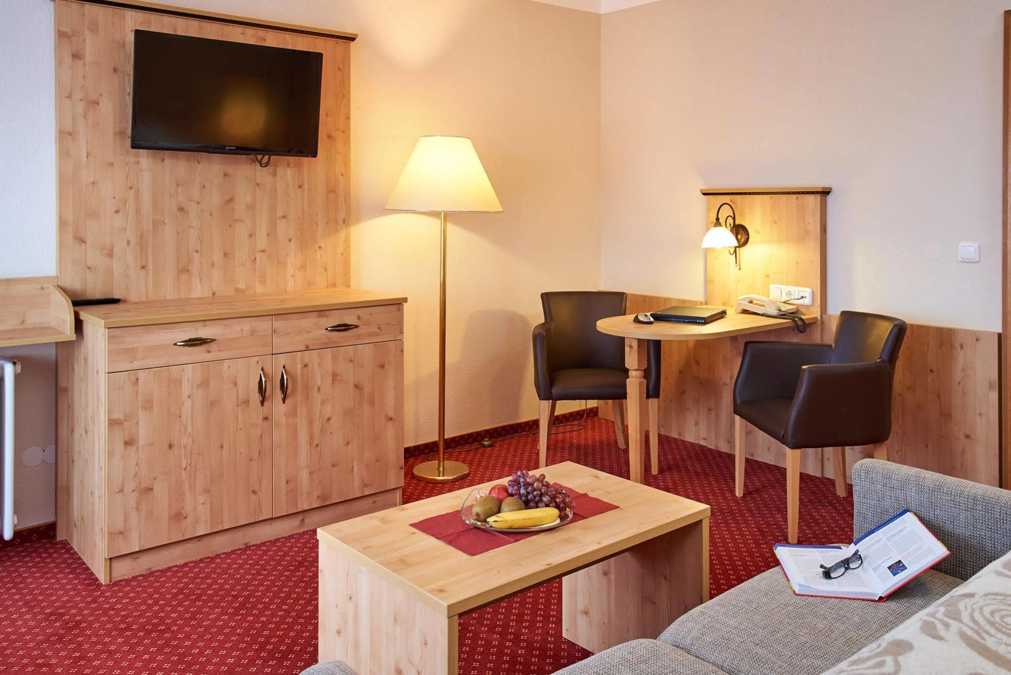 Apparthotel Minerva Diana Octavia Bad Gögging Buitenkant foto